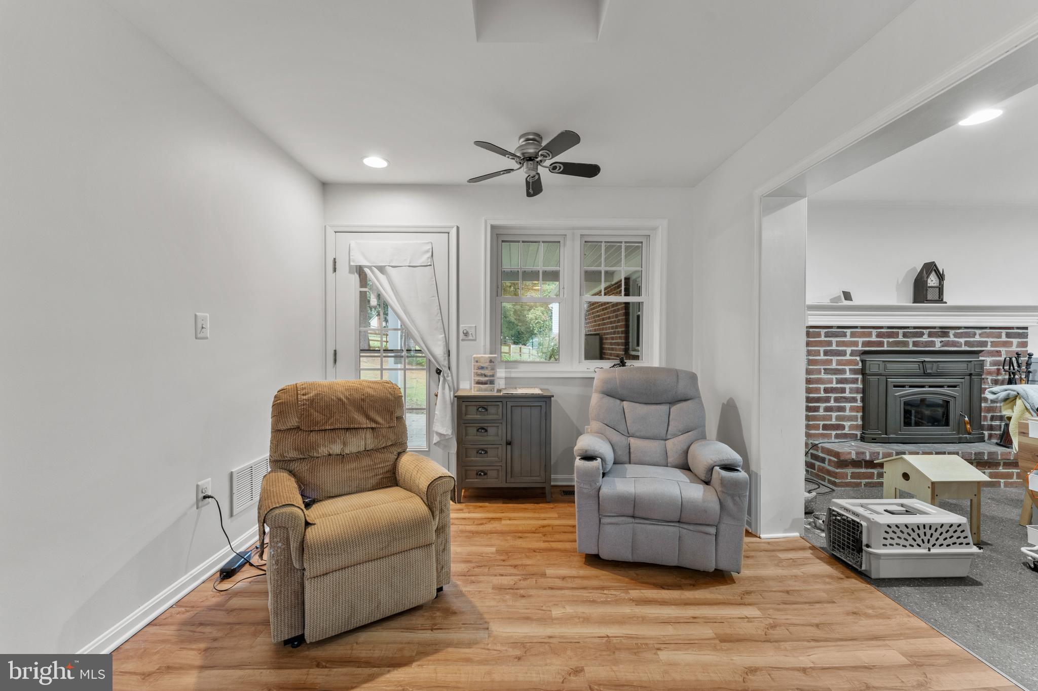 1208 Wynside Lane Hampstead, MD 21074 - Photo 8 of 41