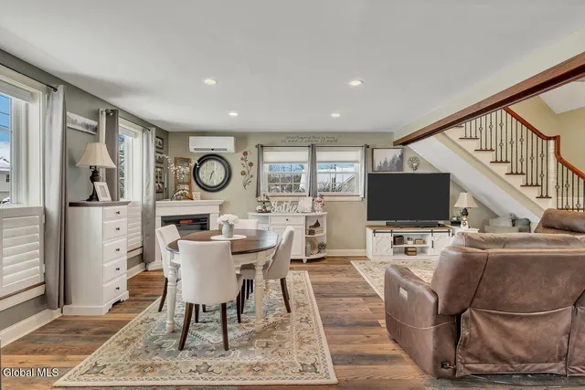 $449,900 | 2 A Castle Drive, Stillwater, NY 12170