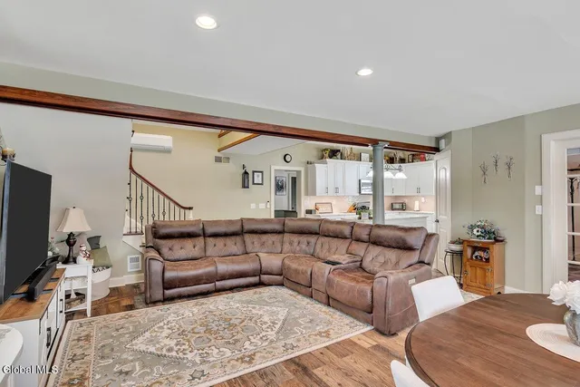 $449,900 | 2 A Castle Drive, Stillwater, NY 12170