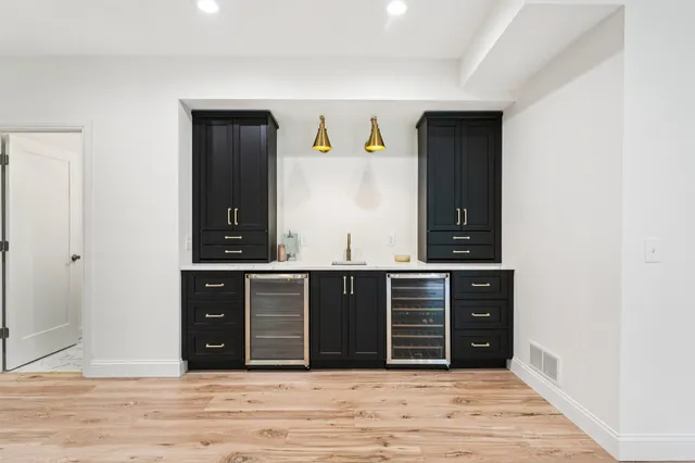 $1,399,000 | 10009 Frederick Place, Eden Prairie, MN 55347