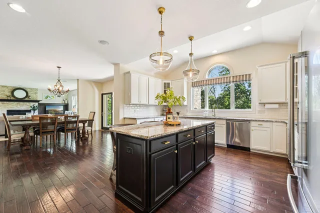 $1,399,000 | 10009 Frederick Place, Eden Prairie, MN 55347