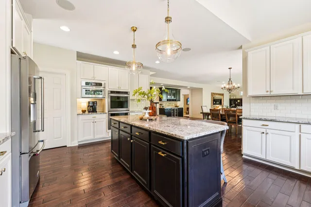 $1,399,000 | 10009 Frederick Place, Eden Prairie, MN 55347