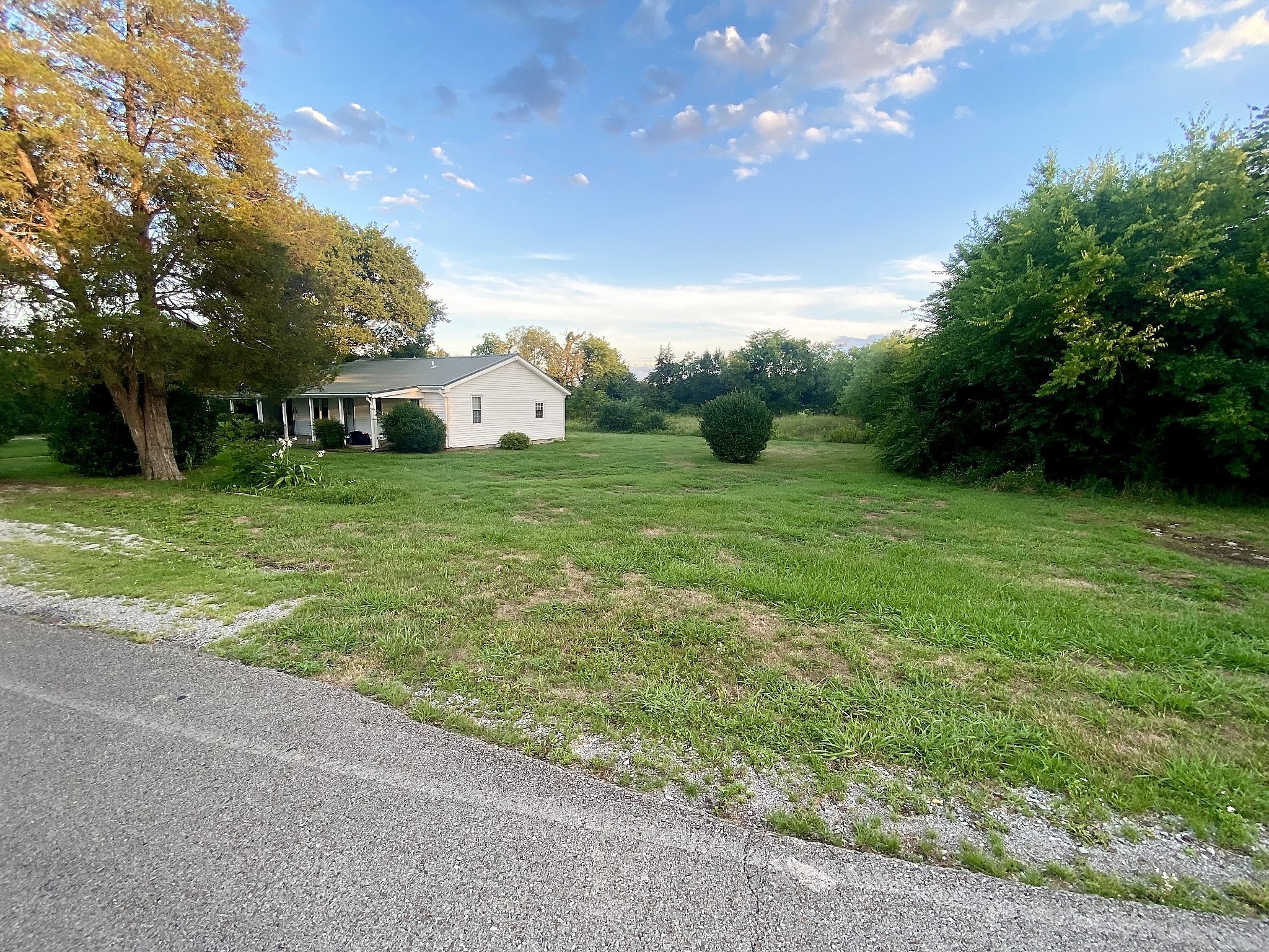1205 Snell Road Lewisburg, TN 37091 - Photo 5 of 20 Gallery Image 5
