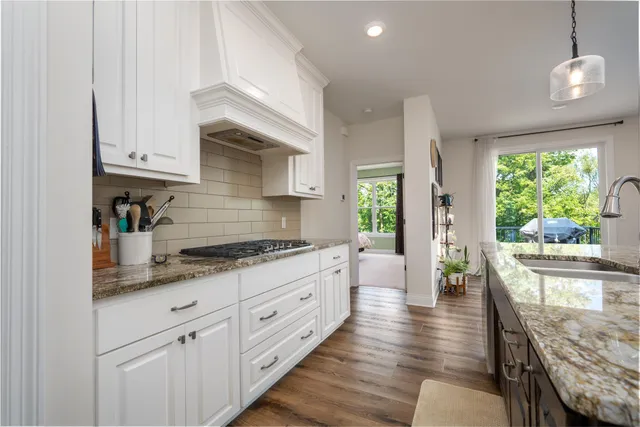 $499,999 | 637 Maple Court, New Richmond, WI 54017