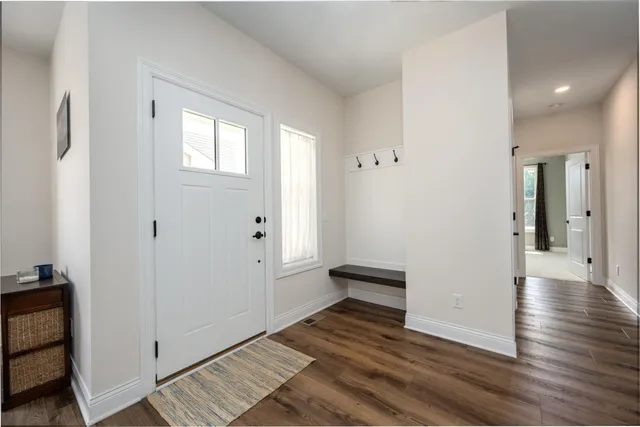 $499,999 | 637 Maple Court, New Richmond, WI 54017