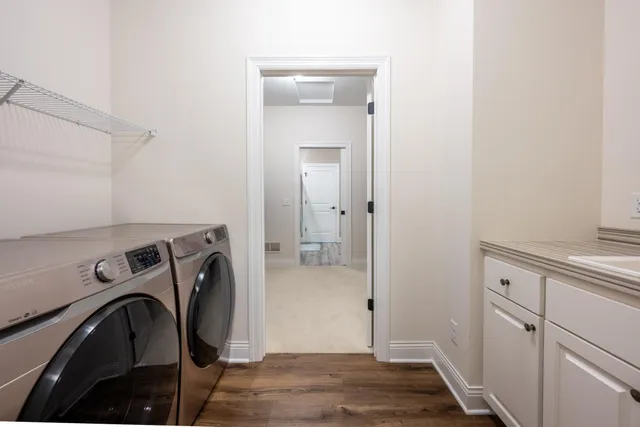 $499,999 | 637 Maple Court, New Richmond, WI 54017