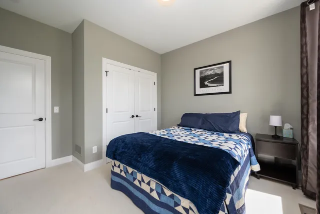 $499,999 | 637 Maple Court, New Richmond, WI 54017