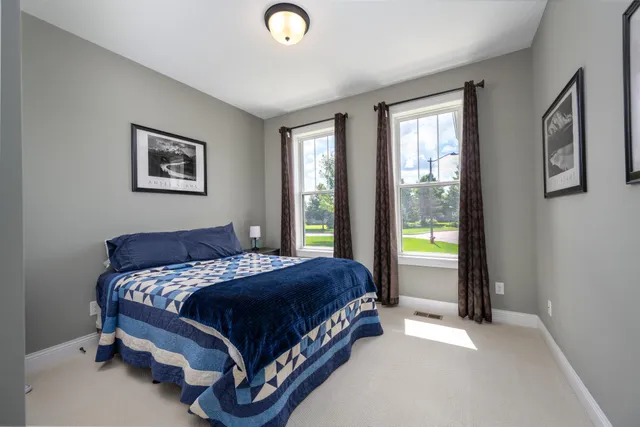 $499,999 | 637 Maple Court, New Richmond, WI 54017