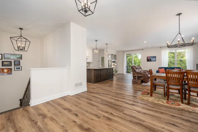 $499,999 | 637 Maple Court, New Richmond, WI 54017