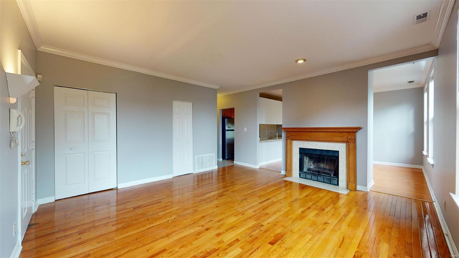 2322 Rutger Street, Unit B St. Louis, MO 63104 - Photo 6 of 36