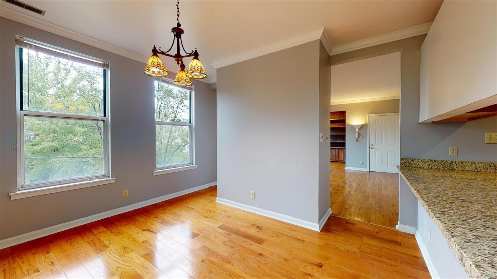 2322 Rutger Street, Unit B St. Louis, MO 63104 - Photo 10 of 36