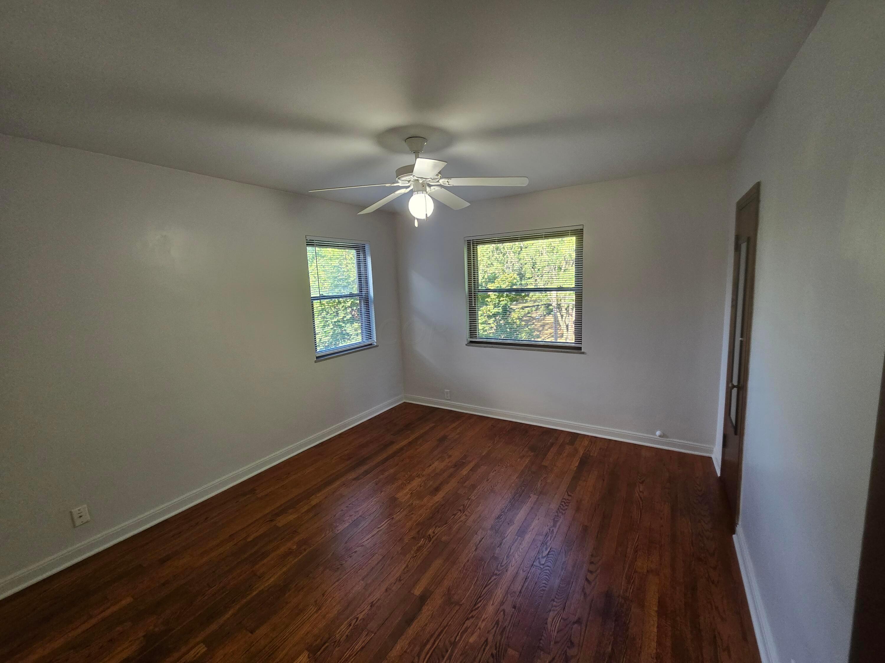 1124-1126 Oxley Road Columbus, OH 43212 - Photo 6 of 11 20240902_084716