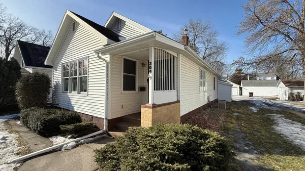 $129,900 | 209 North 10th Street, Montevideo, MN 56265