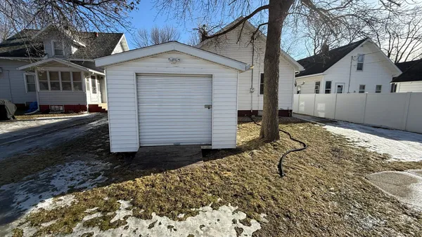 $129,900 | 209 North 10th Street, Montevideo, MN 56265