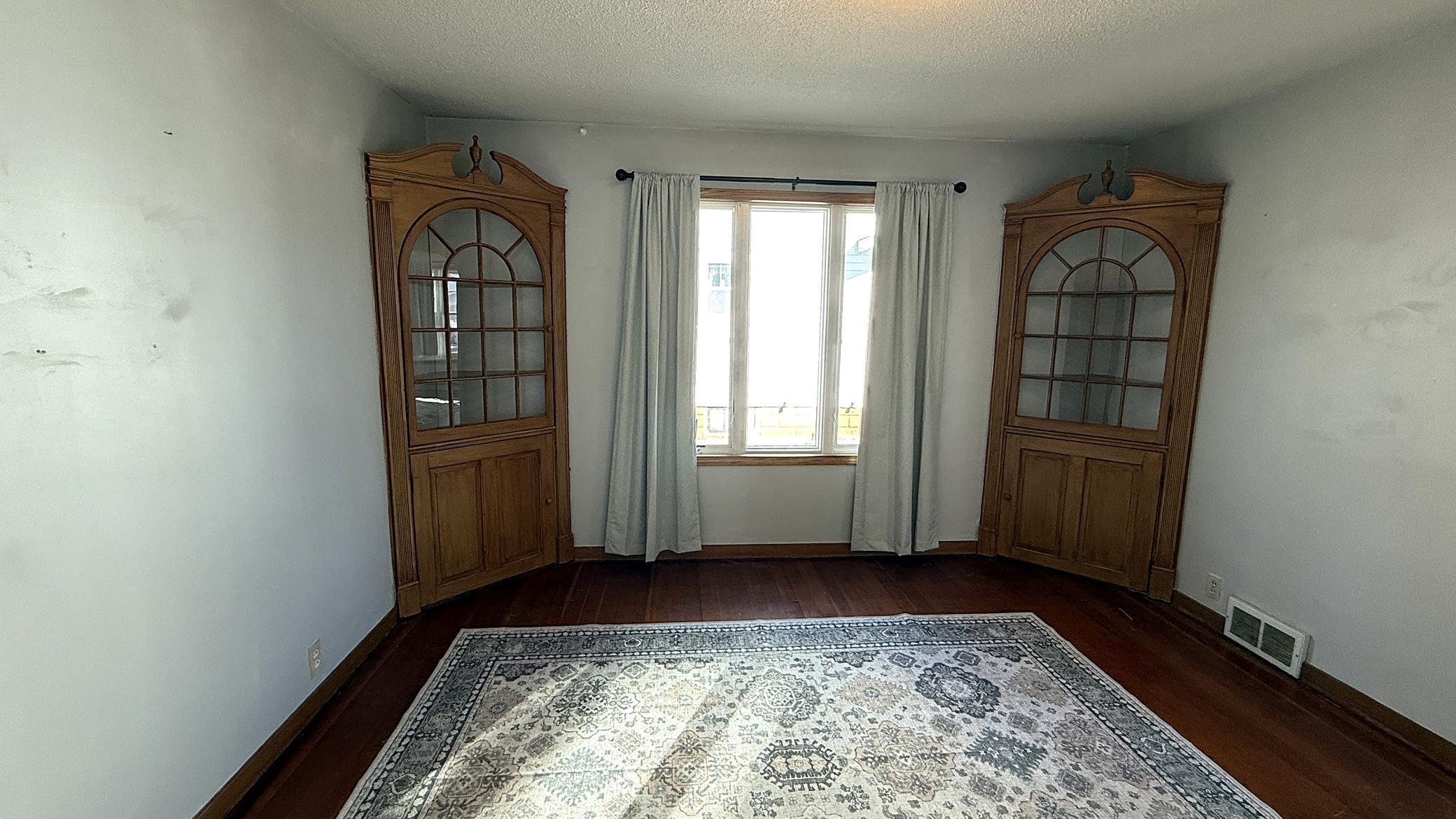 209 North 10th Street Montevideo, MN 56265 - Photo 8 of 35