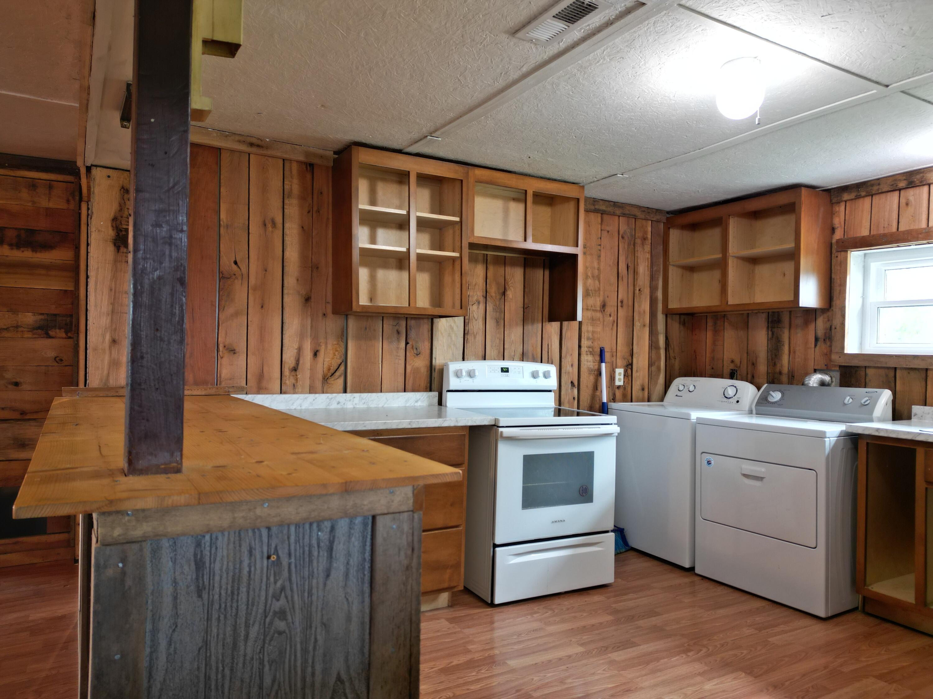 541 Liberty Road Eubank, KY 42567 - Photo 22 of 35 Kitchen