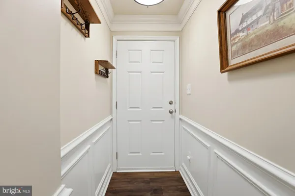 a view of walk in closet