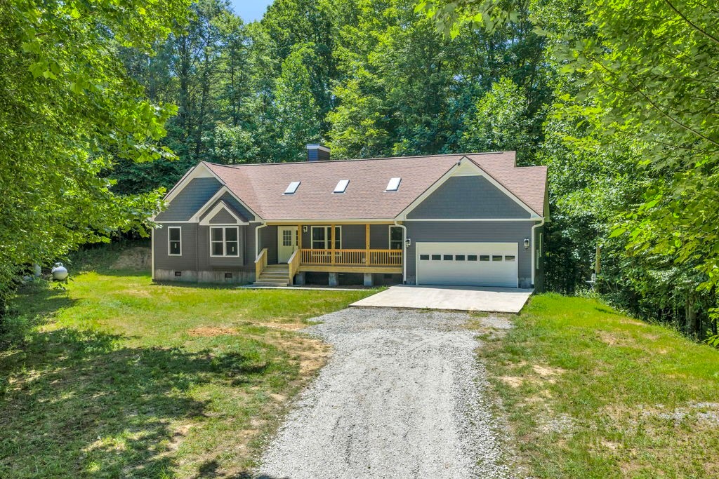 482 Guy Ford Road Sugar Grove, NC 28679 - Photo 2 of 33
