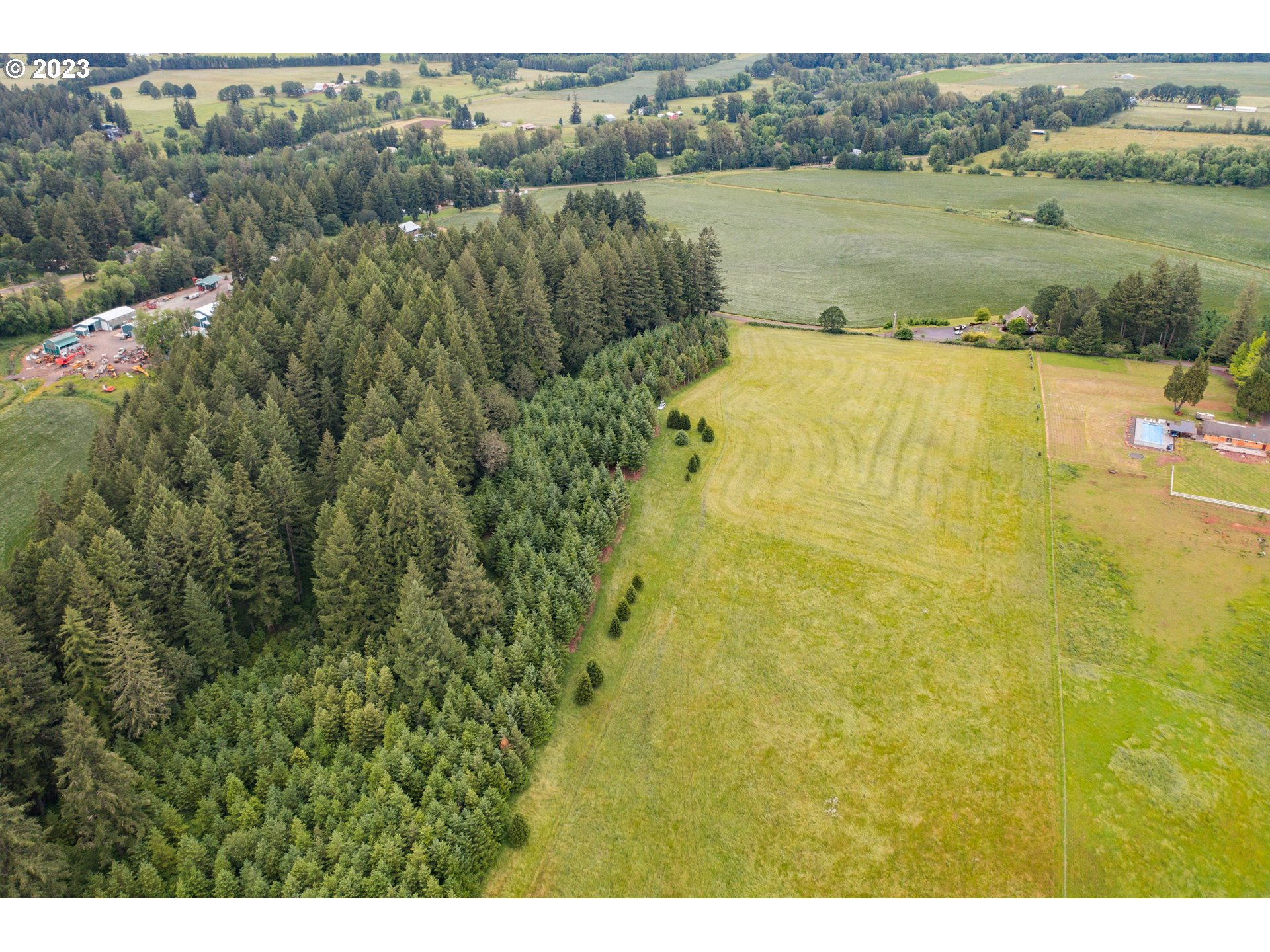 1701 Rice Road Sweet Home, OR 97386 - Photo 2 of 32 Gallery Image 2