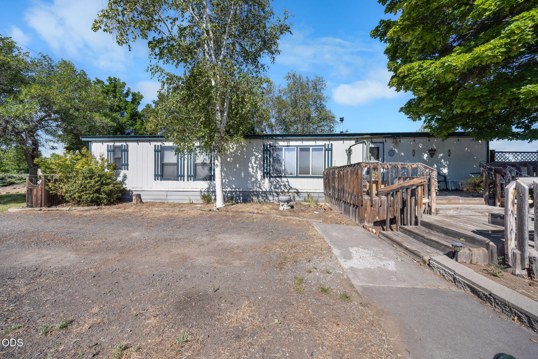 21010 Yeoman Road Bend, OR 97701 - Photo 5 of 33
