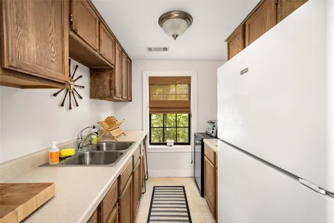 $2,650,000 | 2035 South Boulevard, Houston, TX 77098
