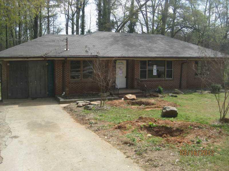 712 Fayetteville Road Southeast Atlanta, GA 30316 - Photo 1 of 1 Exterior Front. front