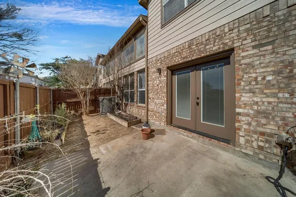 $2,100 | 908 Englewood Lane, Plano, TX 75025