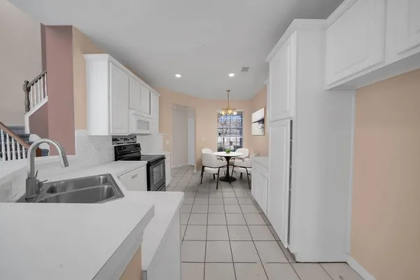 $2,100 | 908 Englewood Lane, Plano, TX 75025