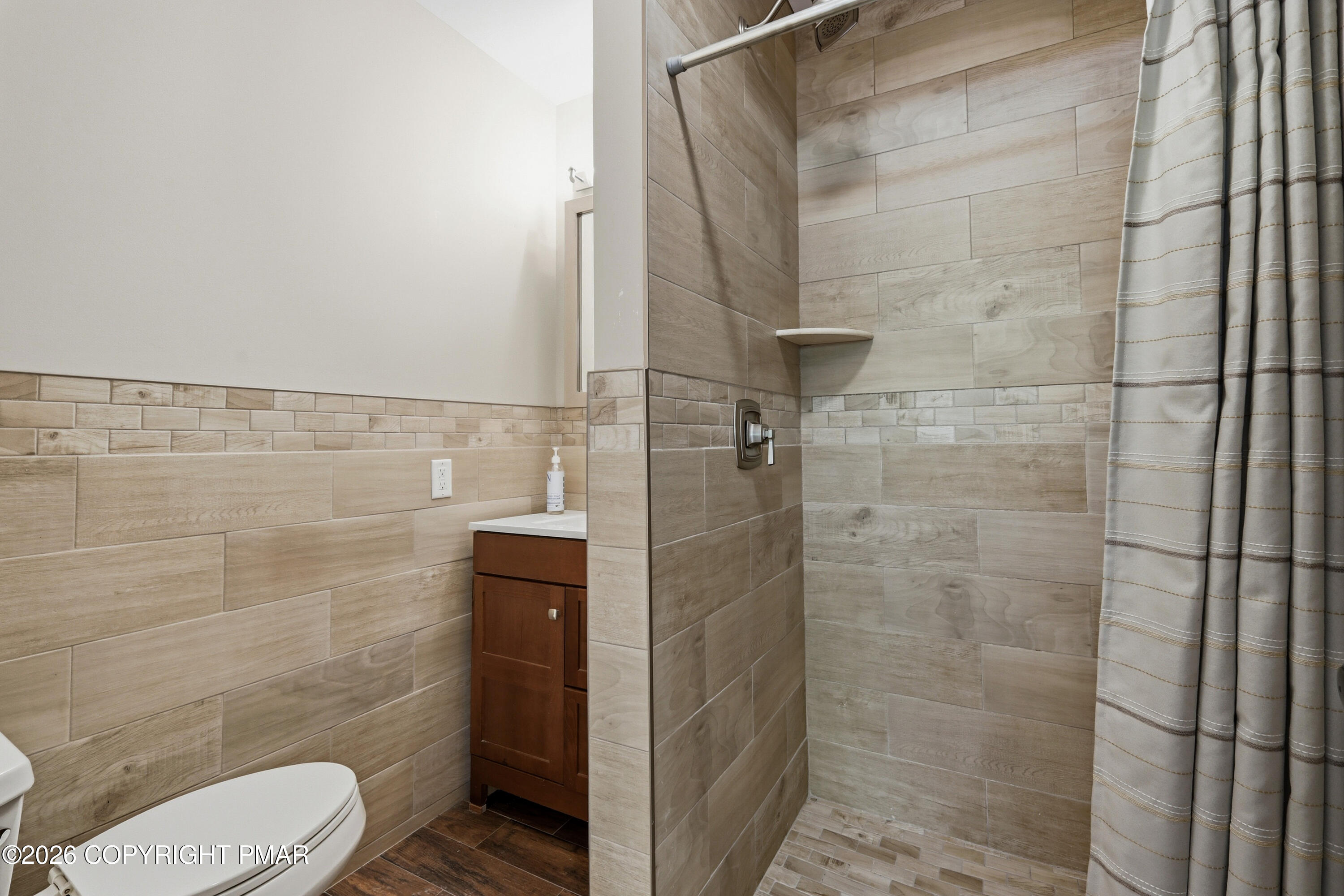 2432 Rimrock Drive Stroudsburg, PA 18360 - Photo 82 of 102 69-Photo-68