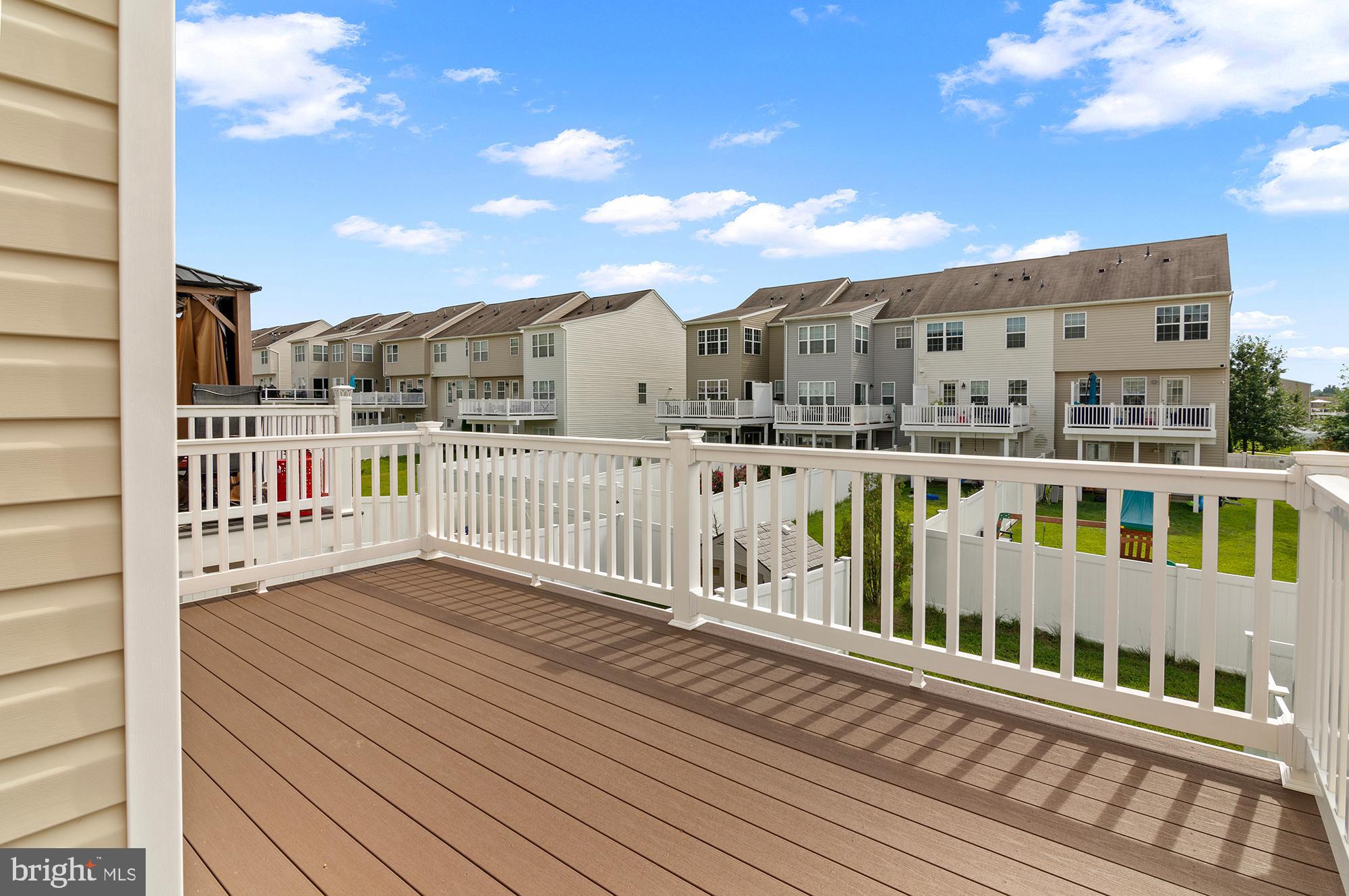 1345 Spindrift Road Aberdeen, MD 21001 - Photo 21 of 41 Composite deck