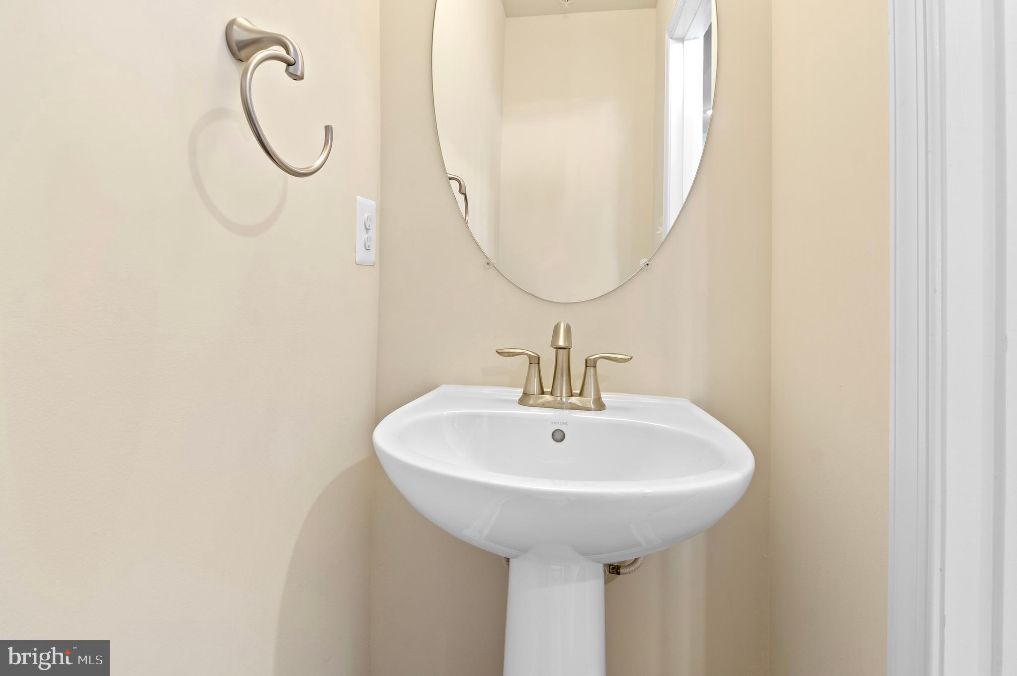 1345 Spindrift Road Aberdeen, MD 21001 - Photo 8 of 41 Powder room