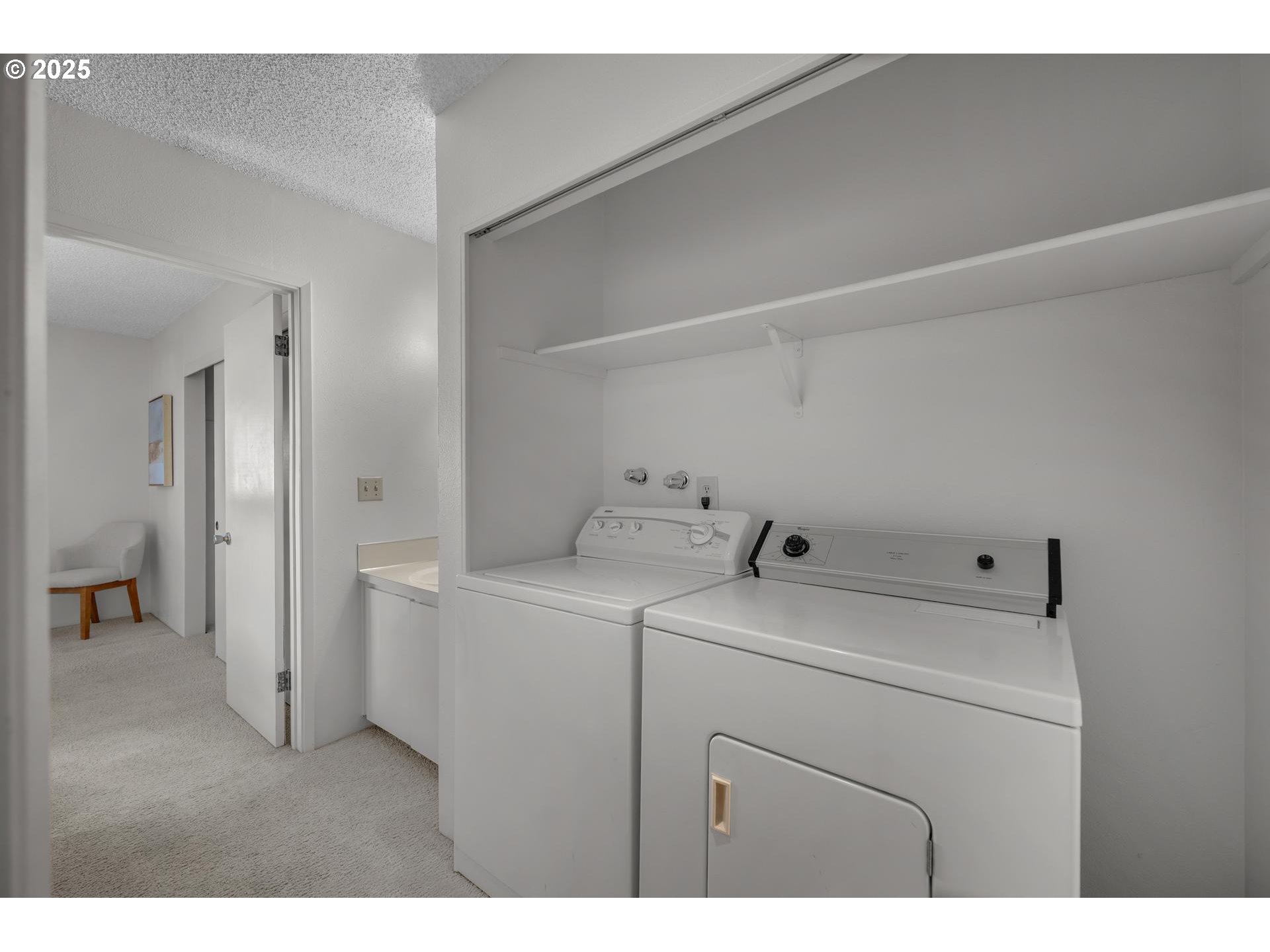 2376 Southwest Cedar Street Portland, OR 97205 - Photo 24 of 27