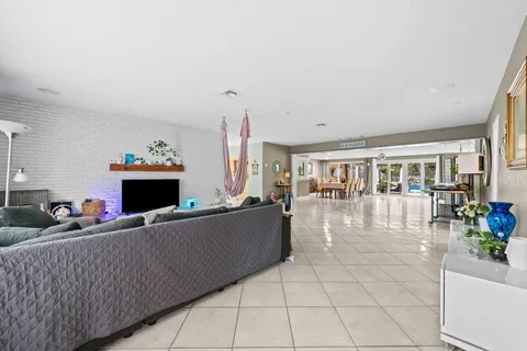 $1,240,000 | 939 Buchanan Street, Hollywood, FL 33019