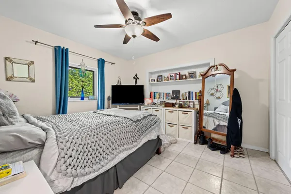$1,240,000 | 939 Buchanan Street, Hollywood, FL 33019