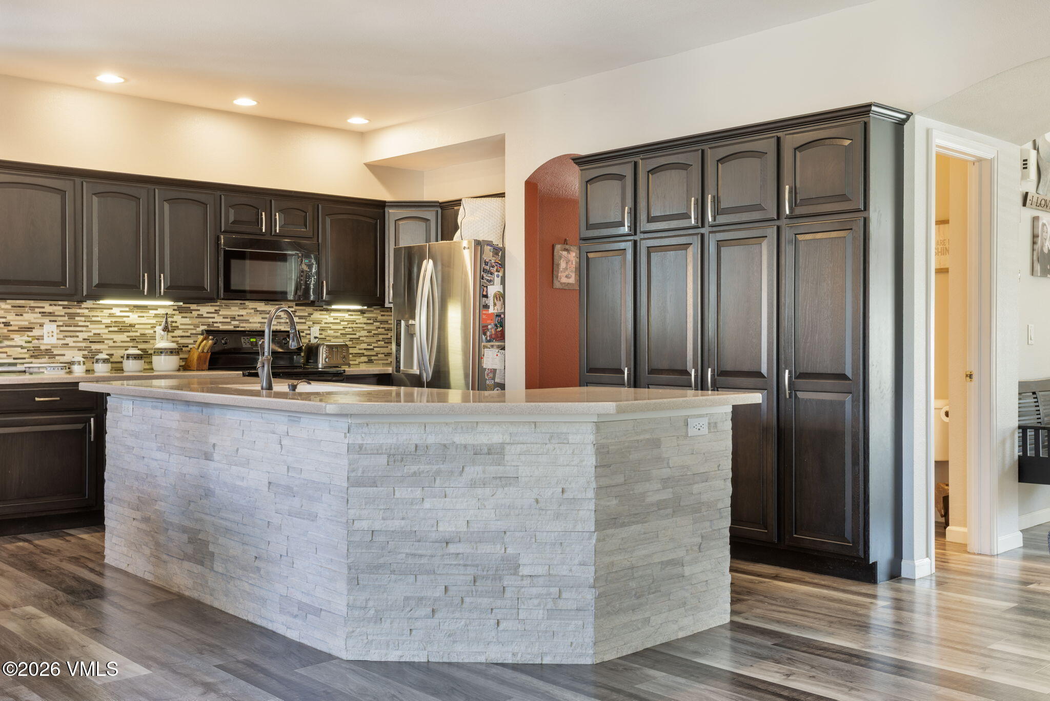 75 Eagle Ranch Road Eagle, CO 81631 - Photo 14 of 47 Kitchen Island - 75 Eagle Ranch Road