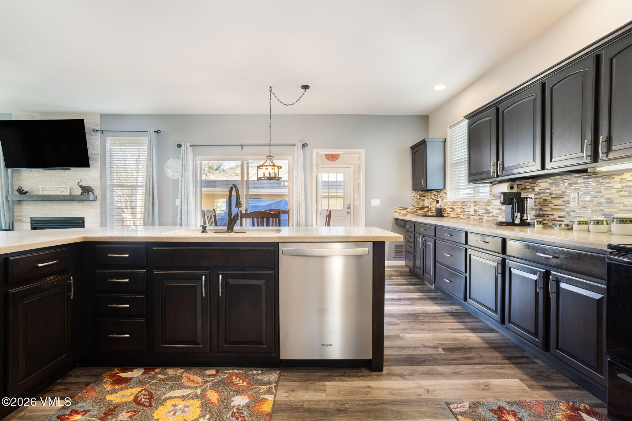 75 Eagle Ranch Road Eagle, CO 81631 - Photo 17 of 47 Kitchen - 75 Eagle Ranch Road