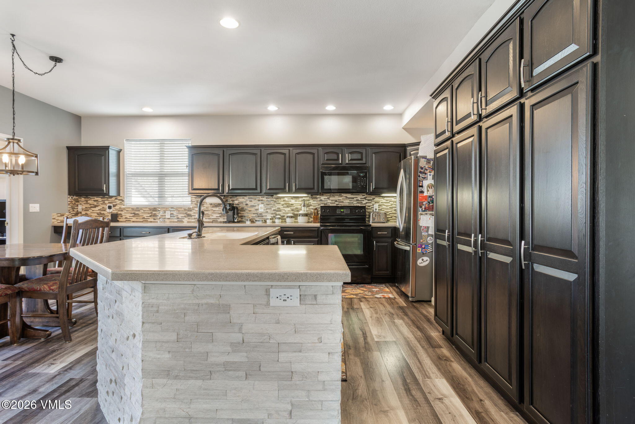75 Eagle Ranch Road Eagle, CO 81631 - Photo 18 of 47 Kitchen - 75 Eagle Ranch Road