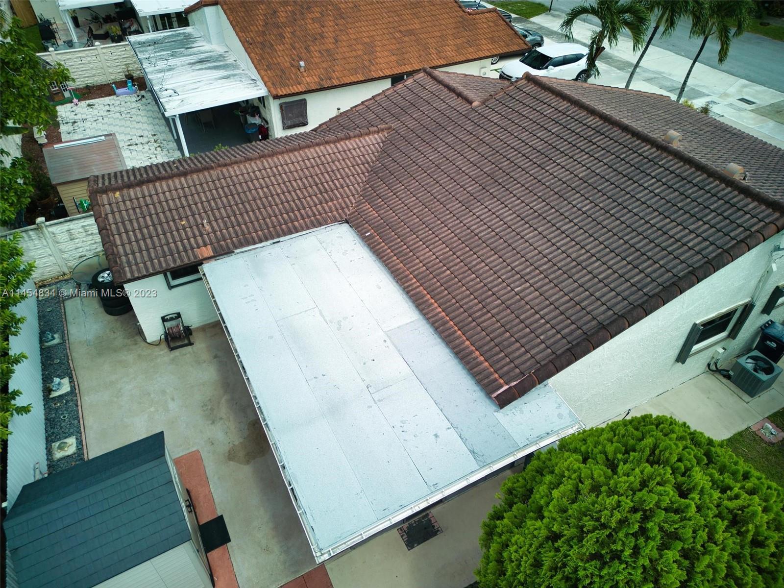 Tamiami Miami, FL 33182 - Photo 34 of 47 a view of a backyard with sitting area