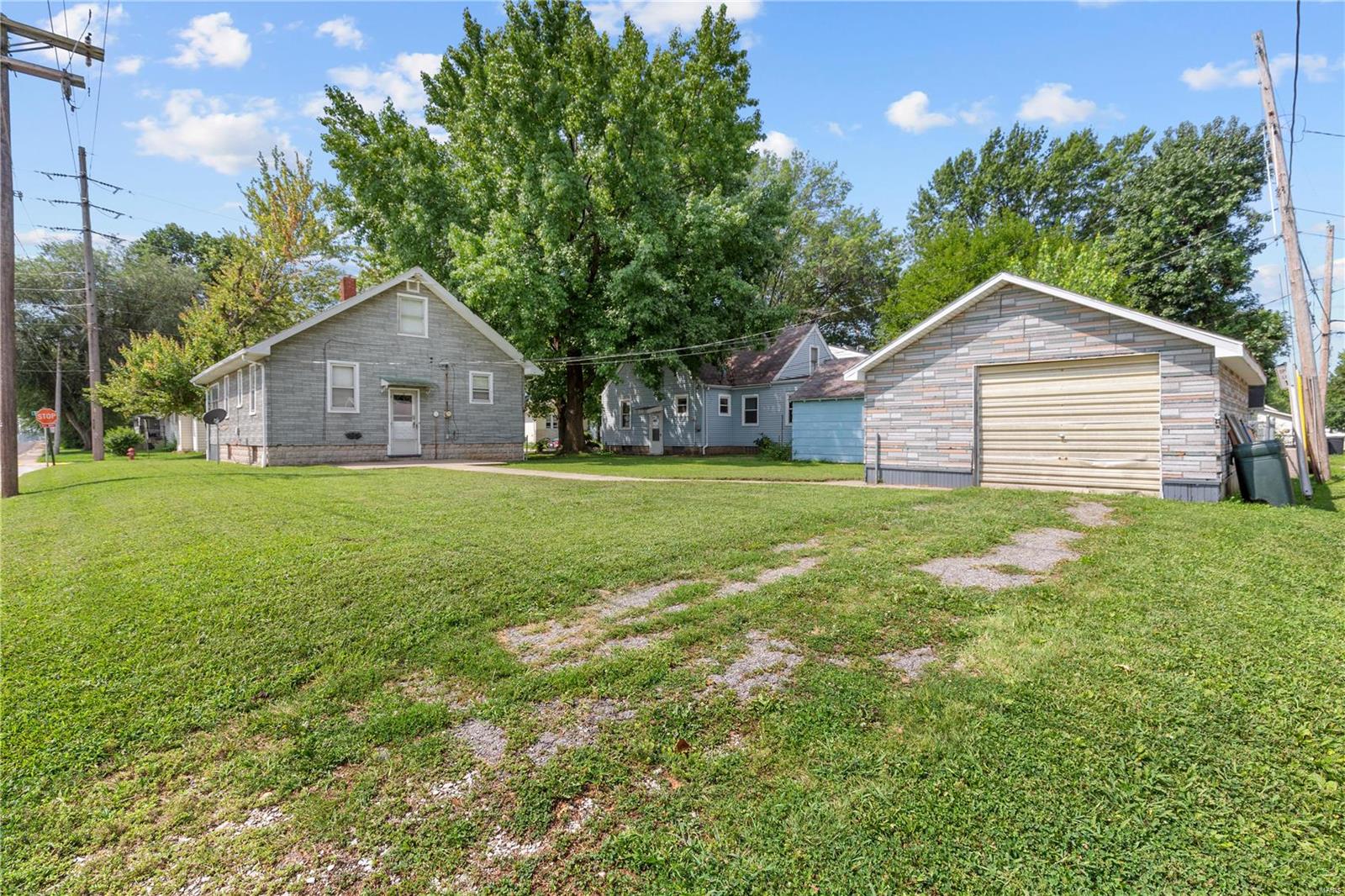 148 East Tydeman Avenue Roxana, IL 62084 - Photo 4 of 18
