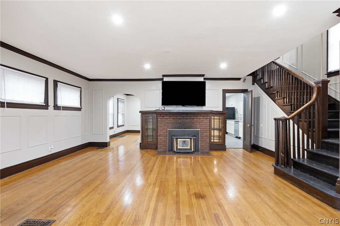 609 Seeley Road Syracuse, NY 13224 - Photo 5 of 44 Gallery Image 5