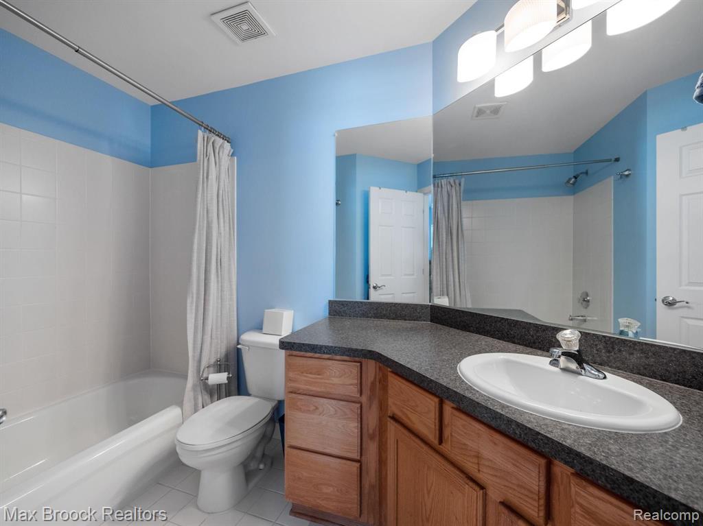 41491 Mitchell Road Novi, MI 48377 - Photo 17 of 28