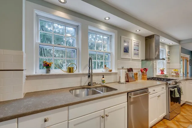 $1,985,000 | 7 Appalachian Road, Winchester, MA 01890