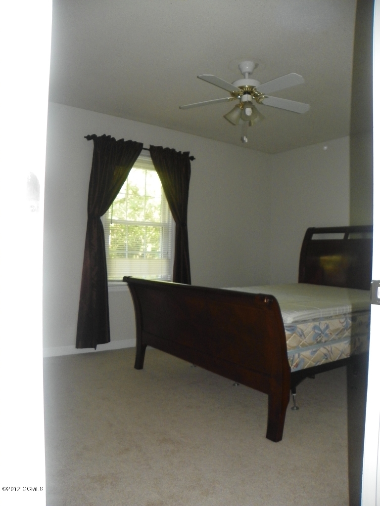 238 Manchester Road Havelock, NC 28532 - Photo 14 of 16 238 Manchester Rd 017