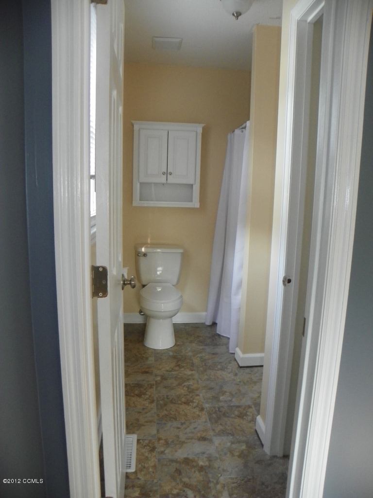238 Manchester Road Havelock, NC 28532 - Photo 10 of 16 238 Manchester Rd 015