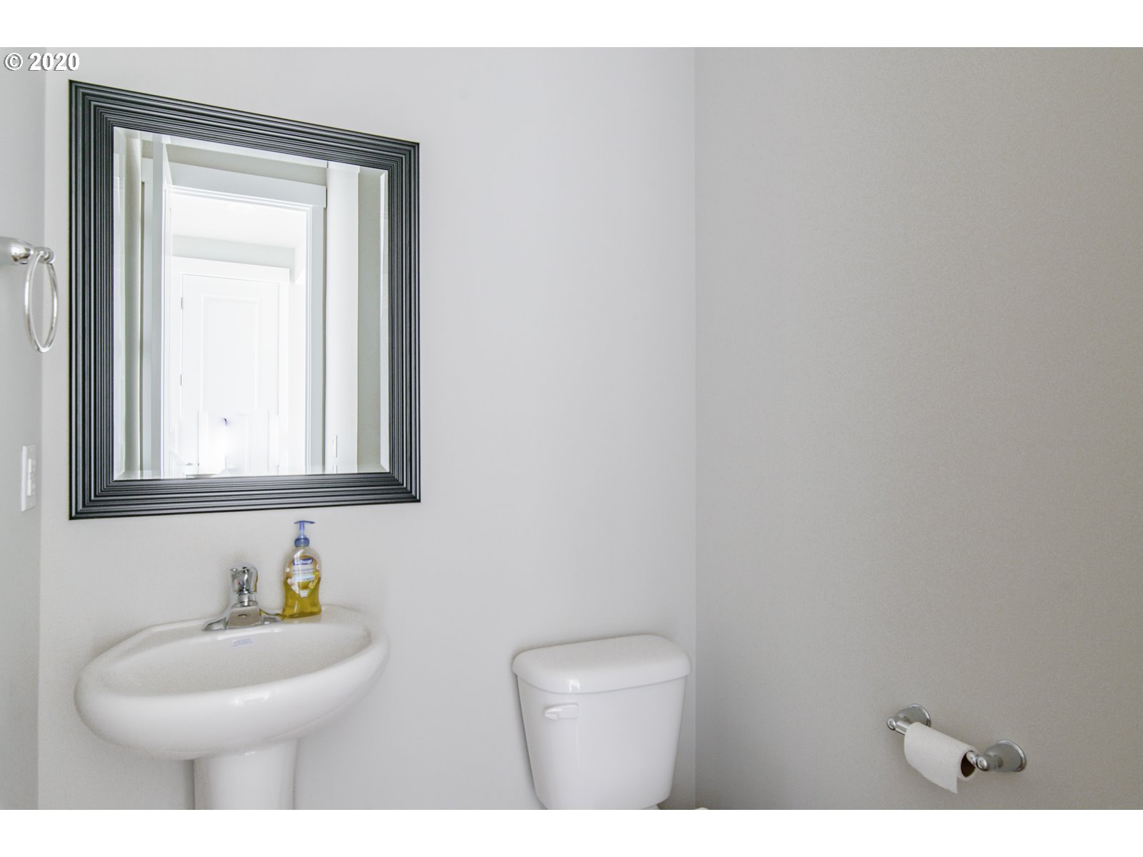 2460 Fieldcress Road, Unit 96 Eugene, OR 97403 - Photo 7 of 21 Gallery Image 7
