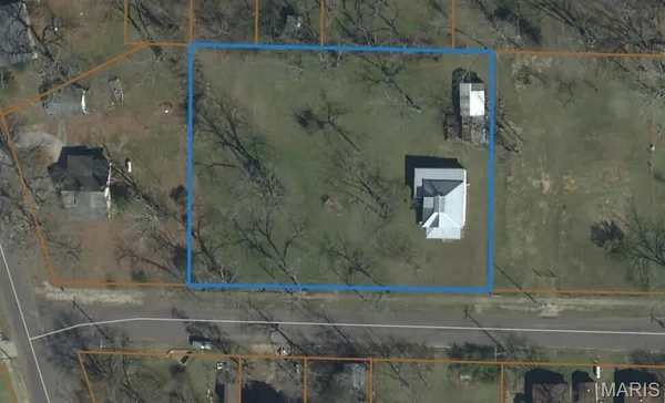 $69,900 | 410 East 3rd Street, Mountain View, MO 65548