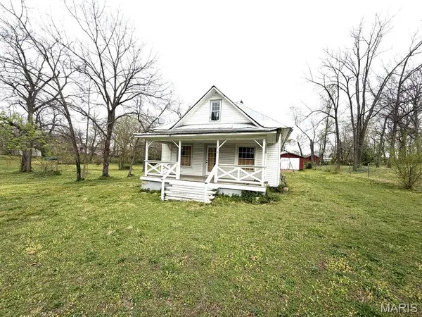 $69,900 | 410 East 3rd Street, Mountain View, MO 65548