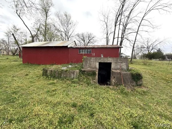 $69,900 | 410 East 3rd Street, Mountain View, MO 65548