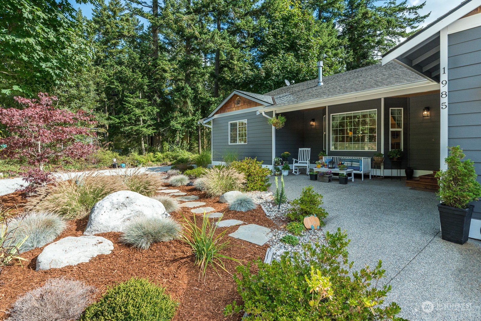1985 Lowell Point Road Camano Island, WA 98282 - Photo 2 of 24 Gallery Image 2