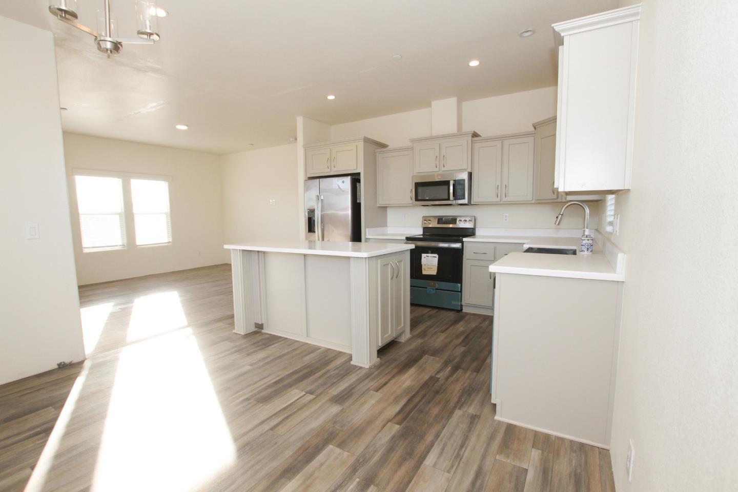 2055 Rucker Avenue Gilroy, CA 95020 - Photo 2 of 29
